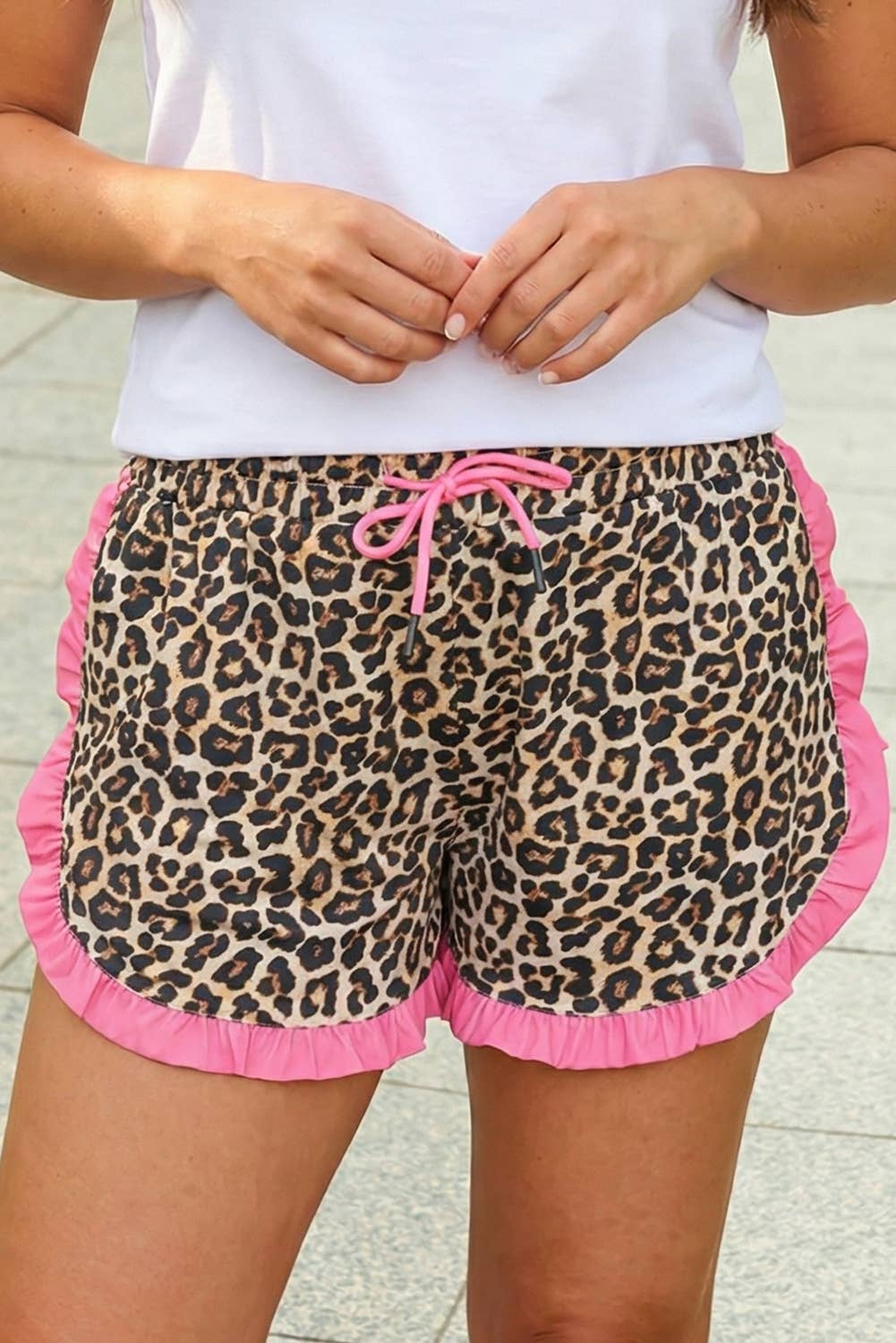Polka Dot Print Contrast Ruffle Trim Shorts